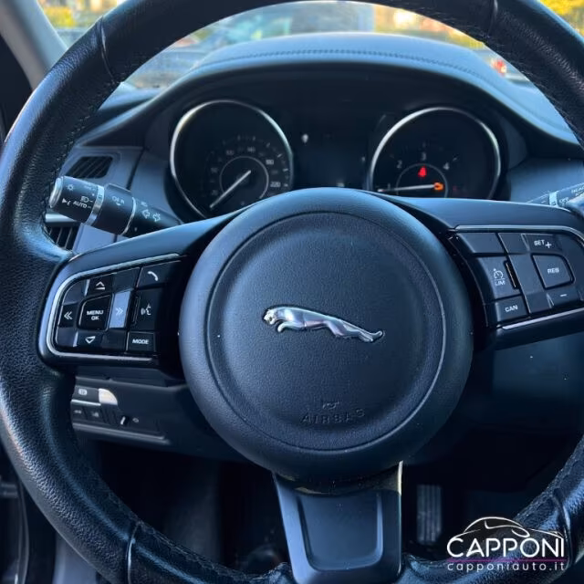 Jaguar E-Pace 2.0D 150 CV