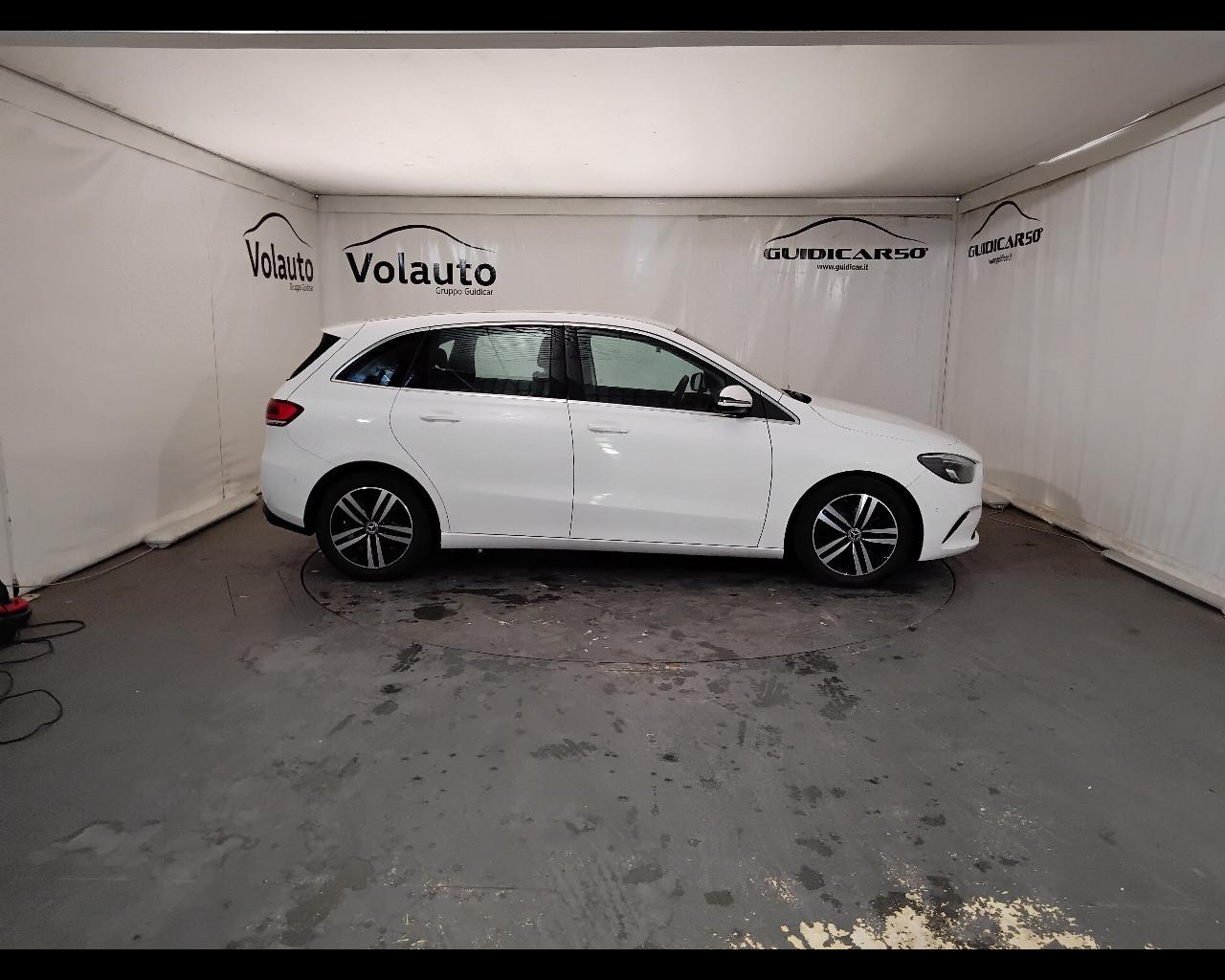 Mercedes-Benz Classe B - W247 2018 - B 180 d Sport Plus auto