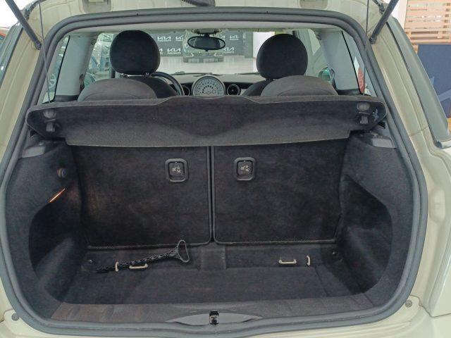 MINI Cooper D 1.6 16V Cooper D