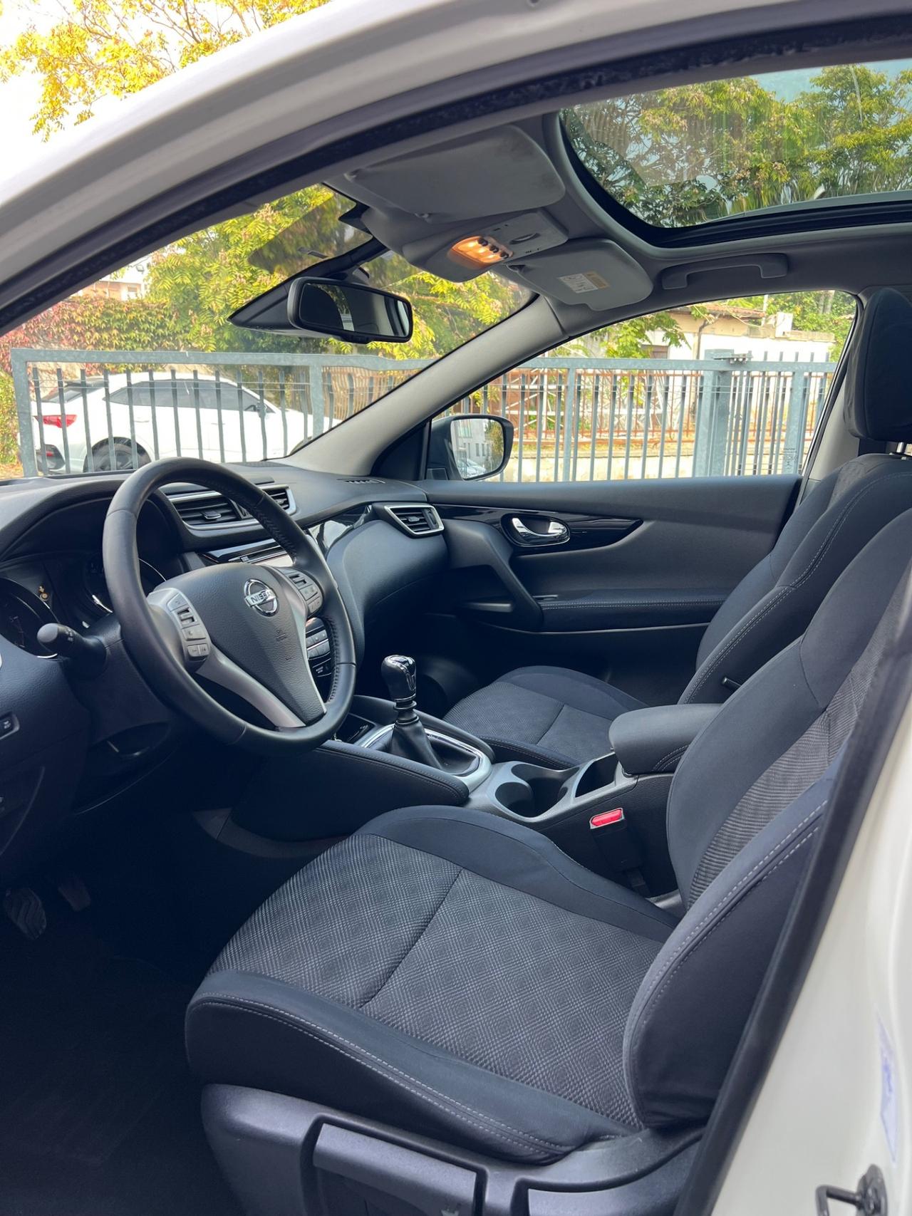 Nissan Qashqai 1.5 dCi Tekna TETTO CAMERA 360 navi