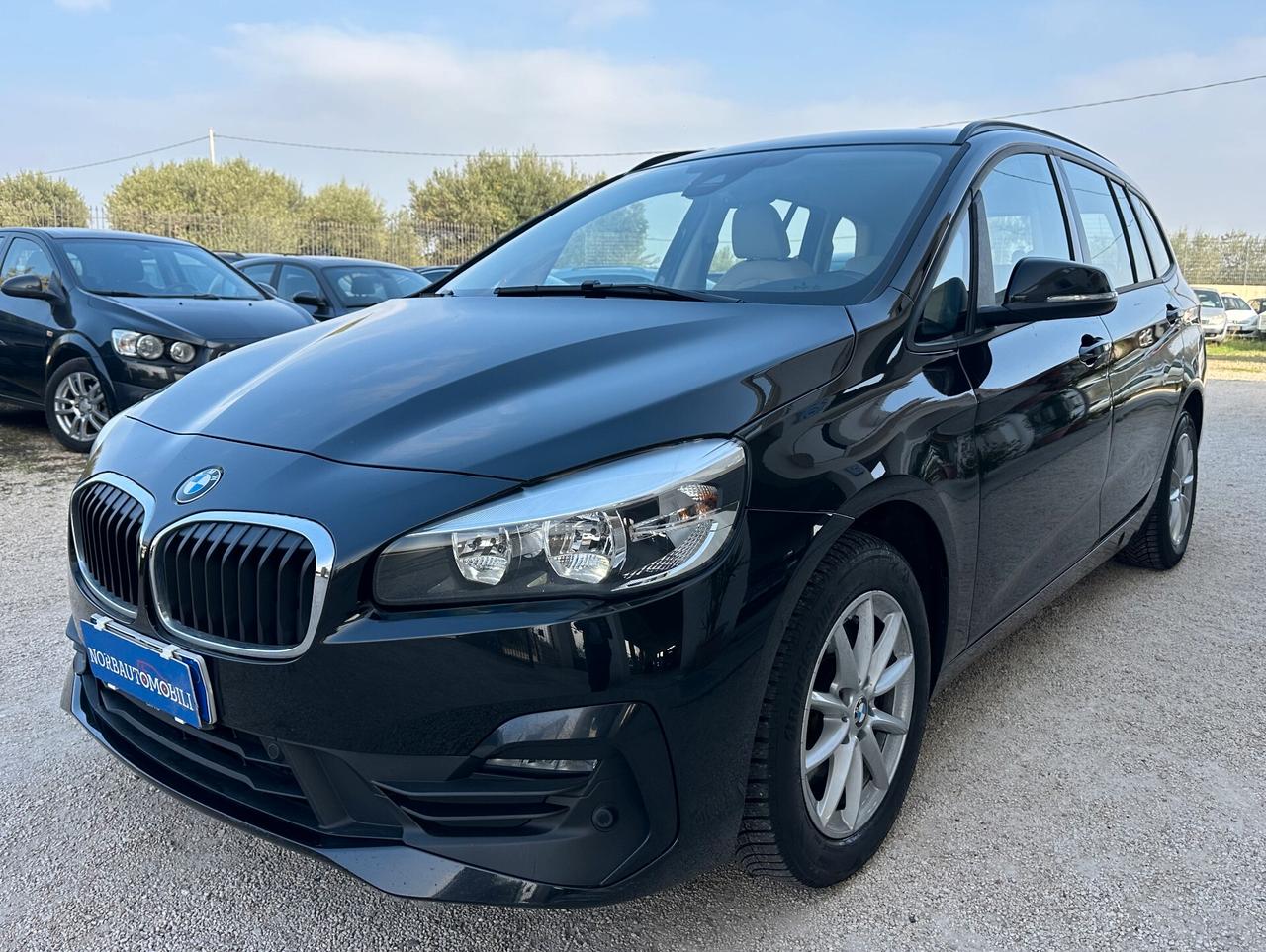 Bmw 216d Active Tourer Luxury 2019 UniPROP