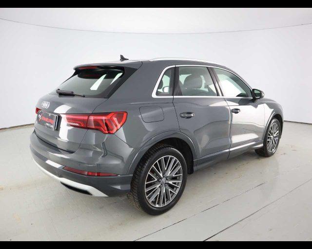 AUDI Q3 35 TFSI S tronic Business Advanced