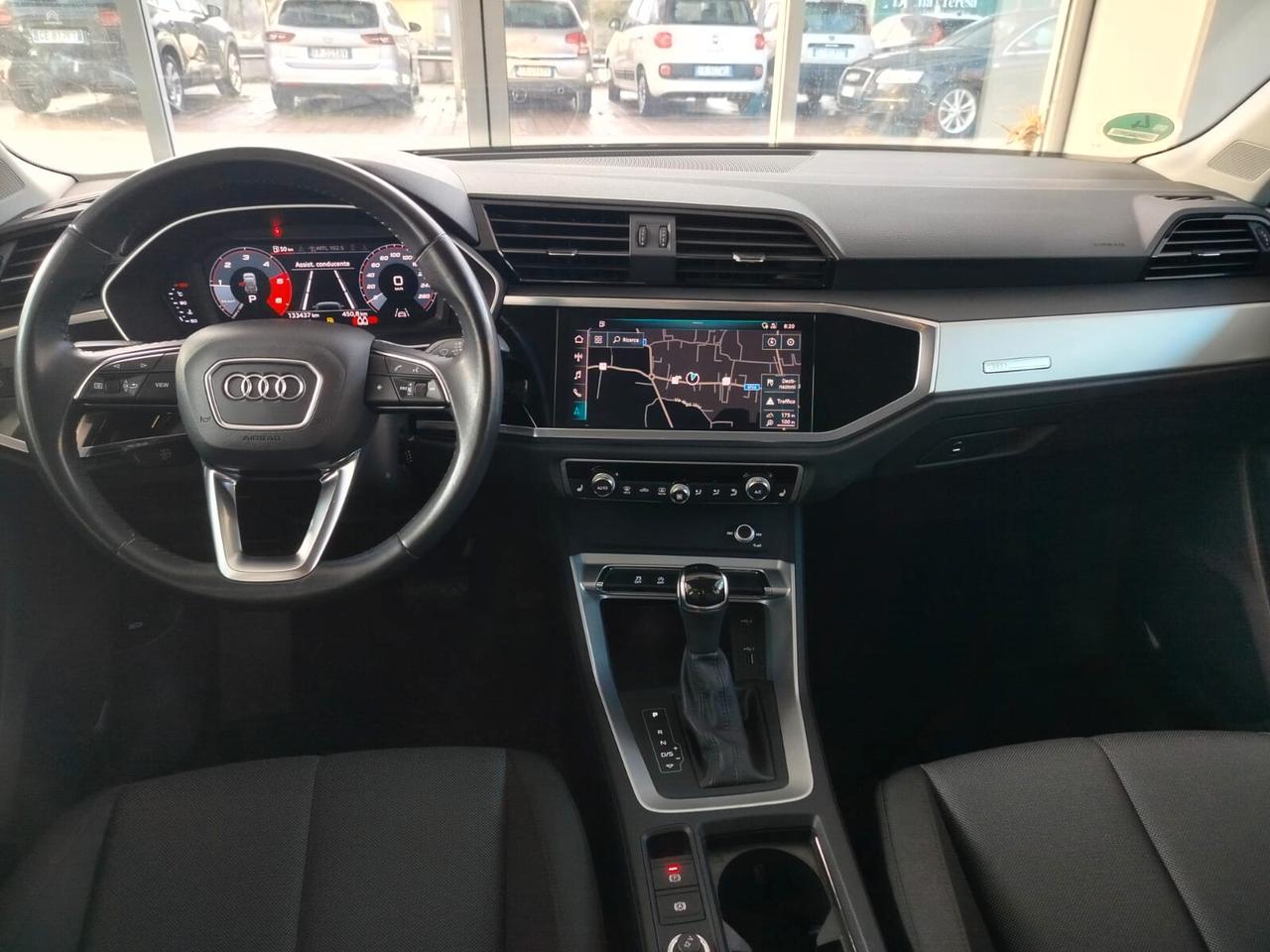 Audi Q3 35 TDI S tronic Business
