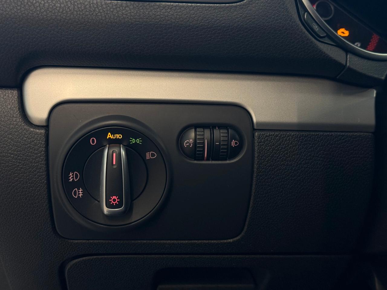 VOLKSWAGEN GOLF 1.4cc 122cv BENZINA 5porte