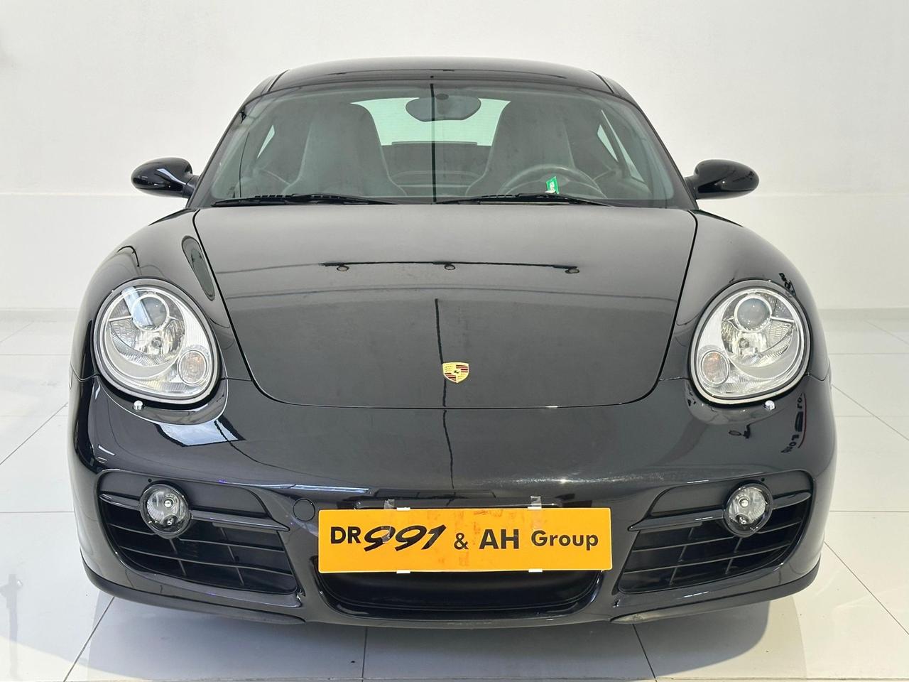 Porsche Cayman 2.7