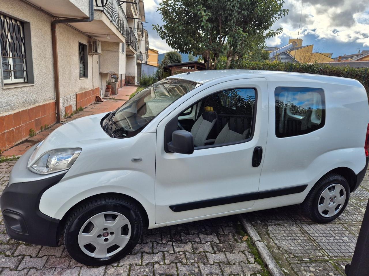 Fiat Fiorino 1.3 MJT 95CV Cargo IVA ESPOSTA