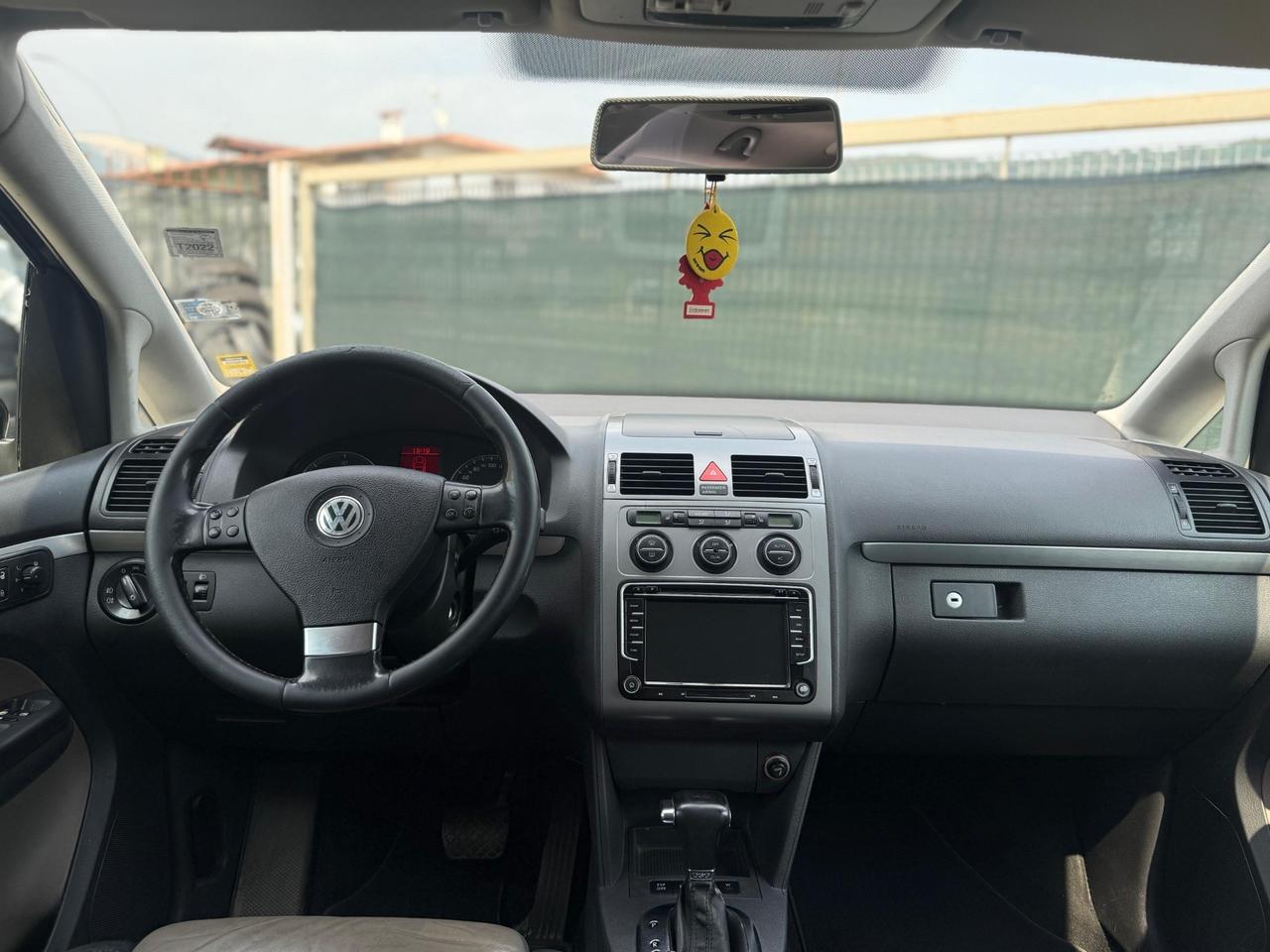 Volkswagen Touran 2.0 TDI automatico km 300 mil 7 posti