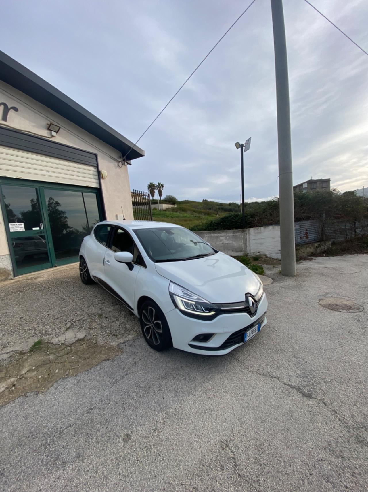 Renault Clio dCi 8V 90CV EDC Start&Stop 5 porte Energy Intens