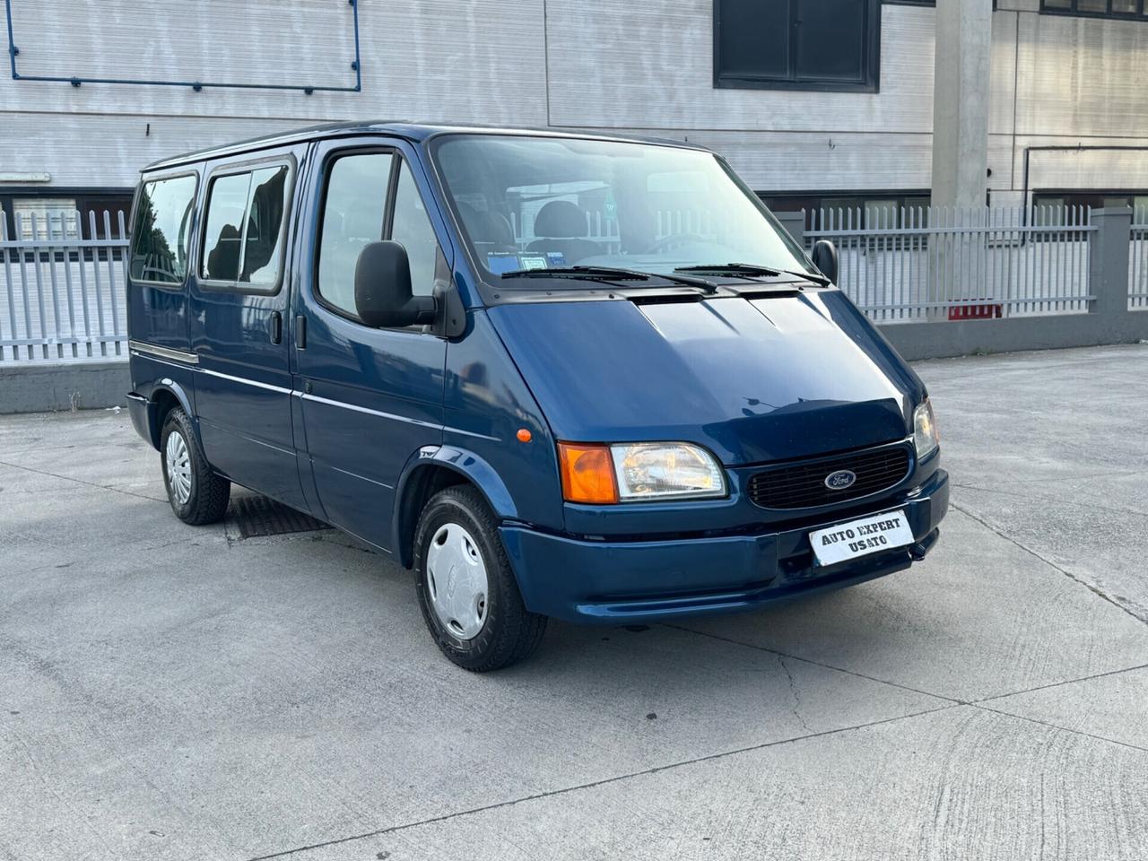 Ford Transit/Tourneo 2.5 TD/100CV PL 9 posti