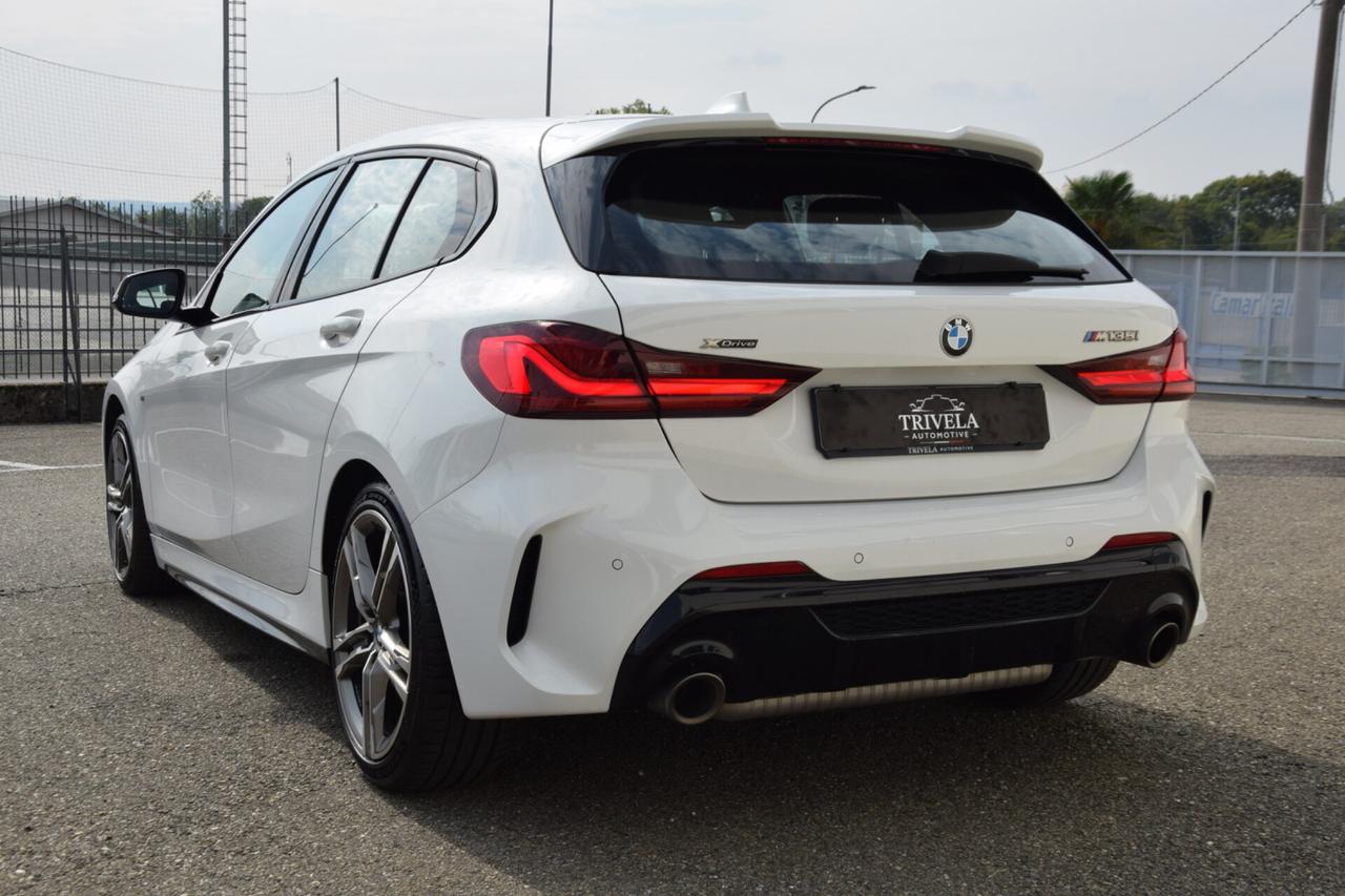 BMW Serie 1 (F40) M 135i xDrive