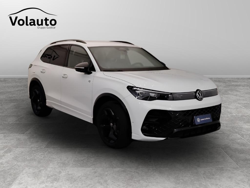 VOLKSWAGEN Tiguan III 2024 - Tiguan 1.5 etsi R-Line 150cv dsg