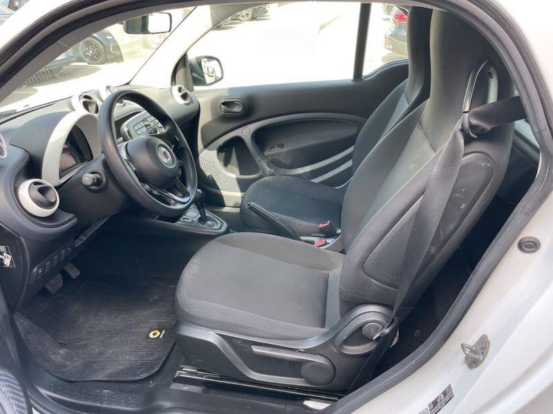 smart fortwo EQ PURE 4,6KW