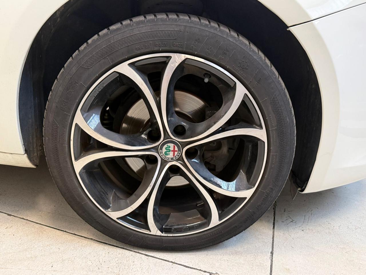 Alfa Romeo Giulietta 1.4 Turbo 120 CV GPL Distinctive