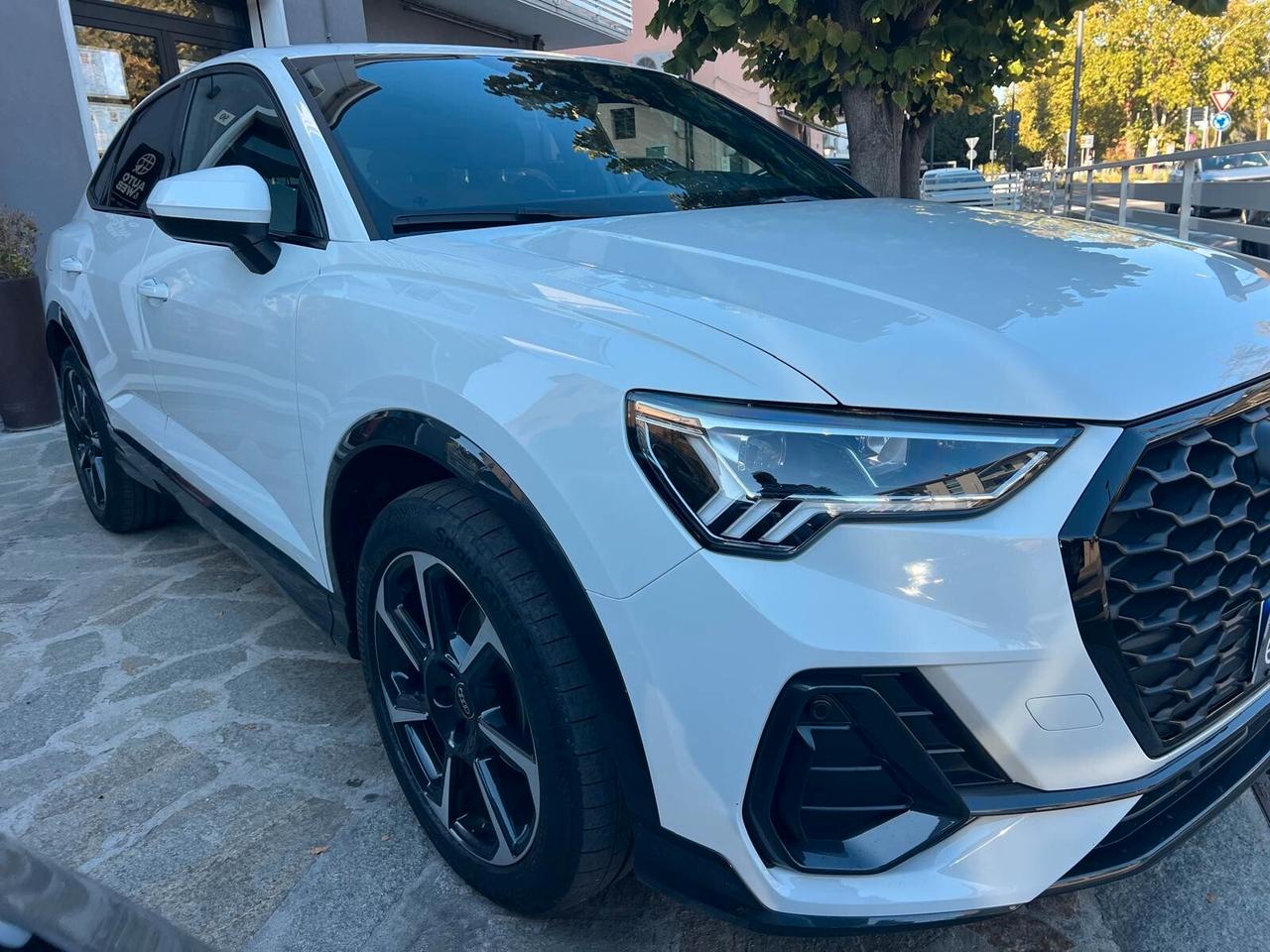 AUDI Q3 SPB 35 TDI S-TRONIC BUSINESS PLUS