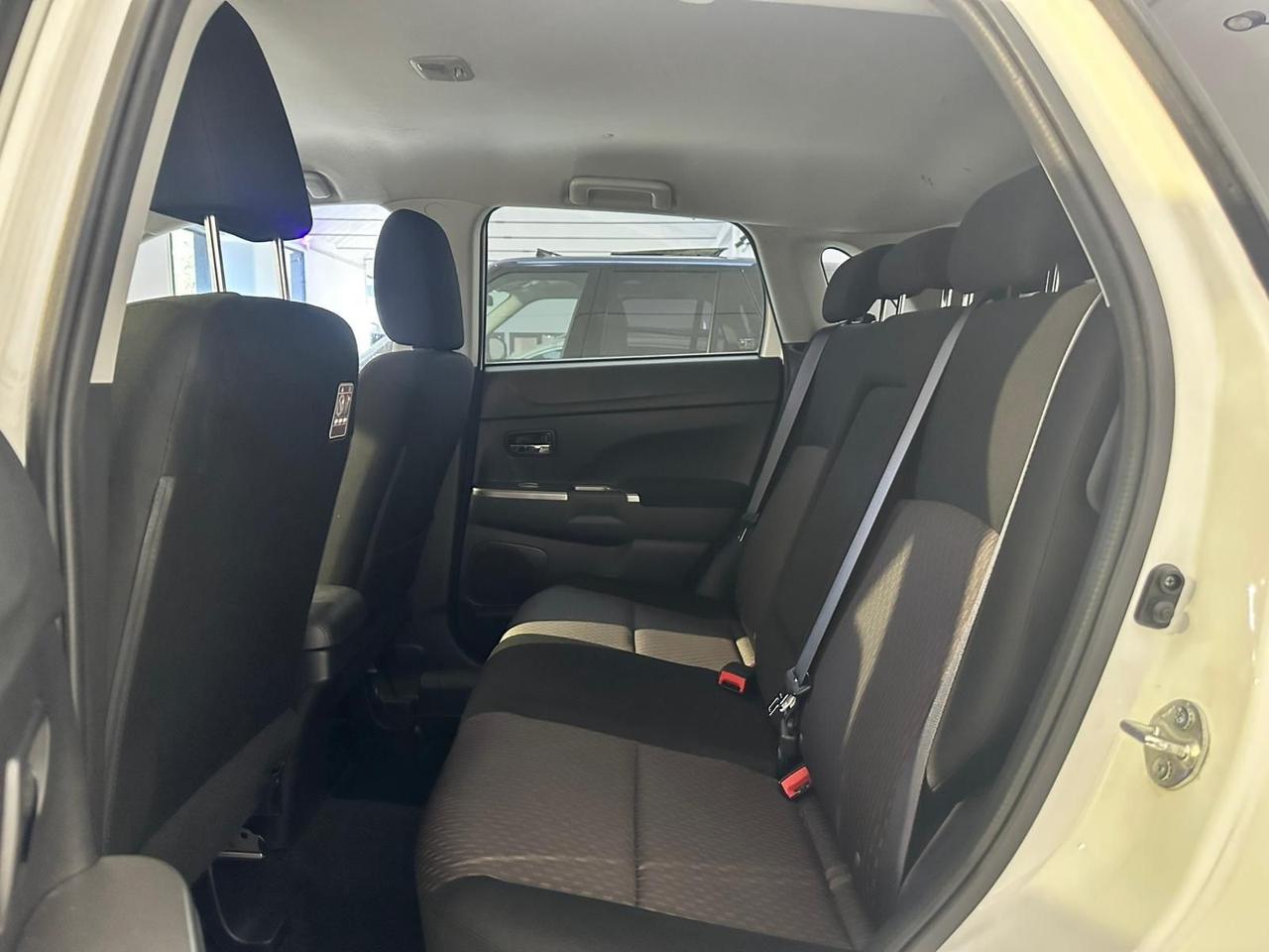 Mitsubishi ASX 1.6 DI-D 114 CV 4WD Instyle Navi