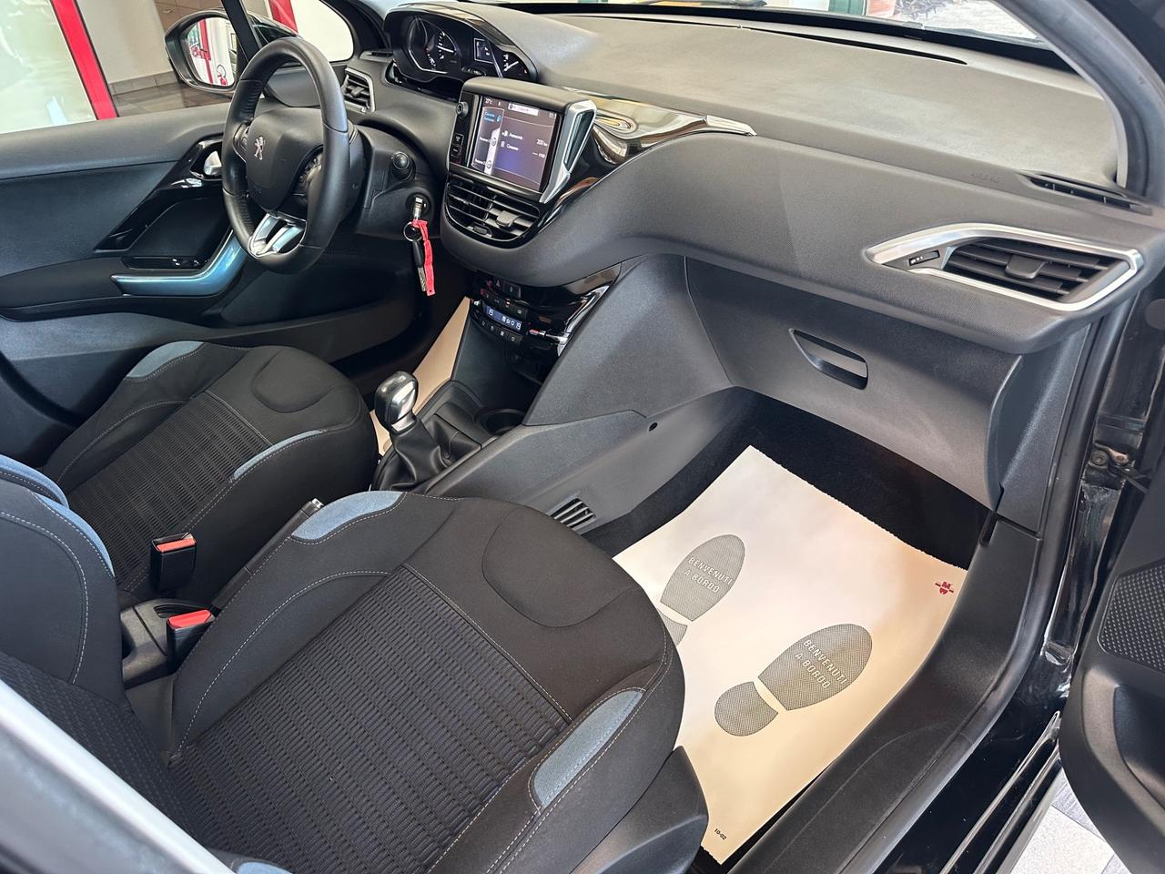 Peugeot 208 1.2 VTi 82 CV 5 porte Allure