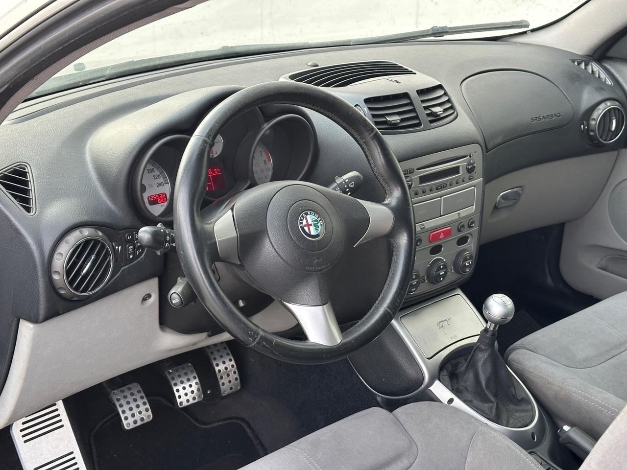 Alfa Romeo GT 1.8 16V TS