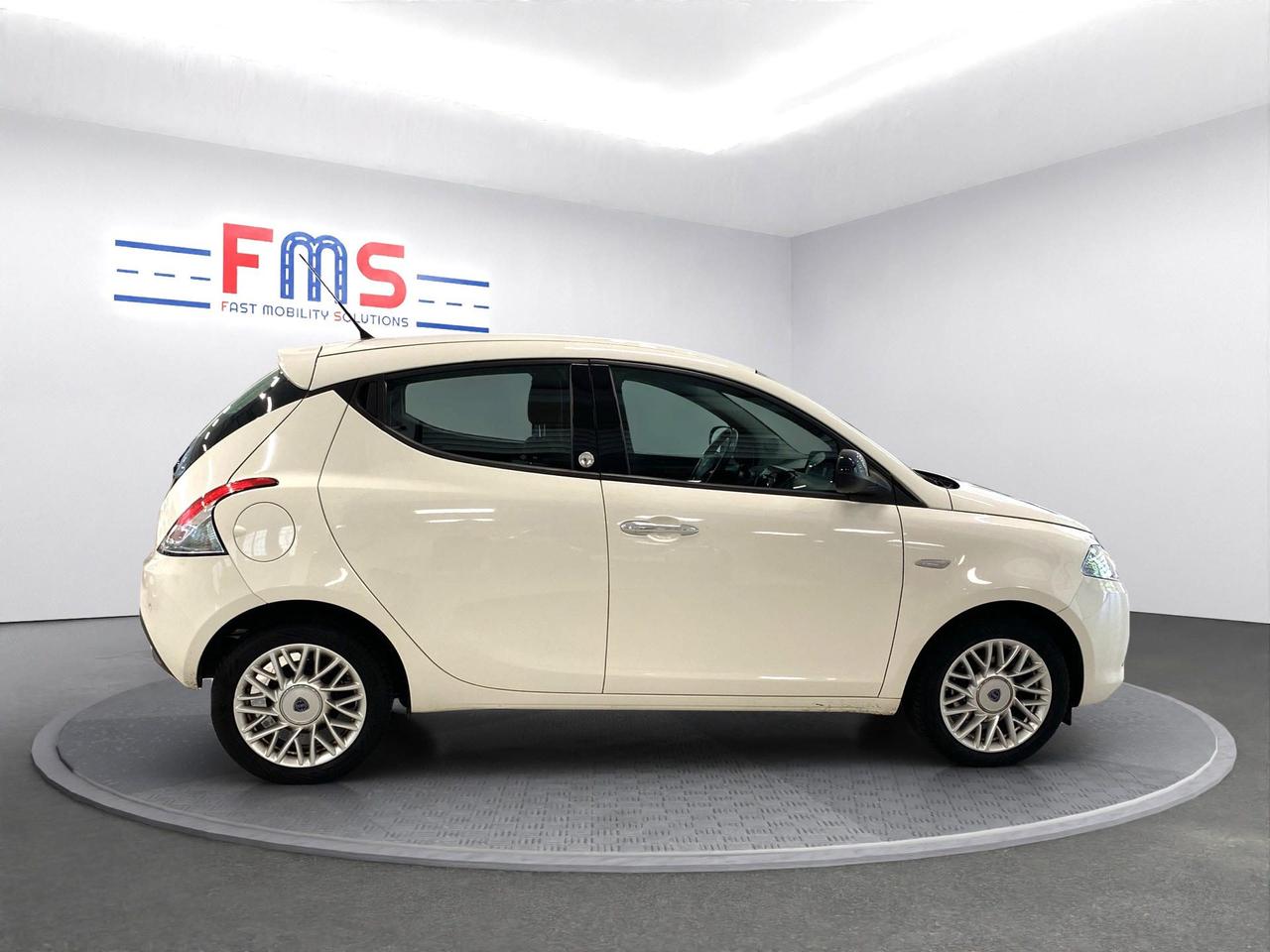 Lancia Ypsilon 1.2 8v Gold c/CL ecochic Gpl 69cv