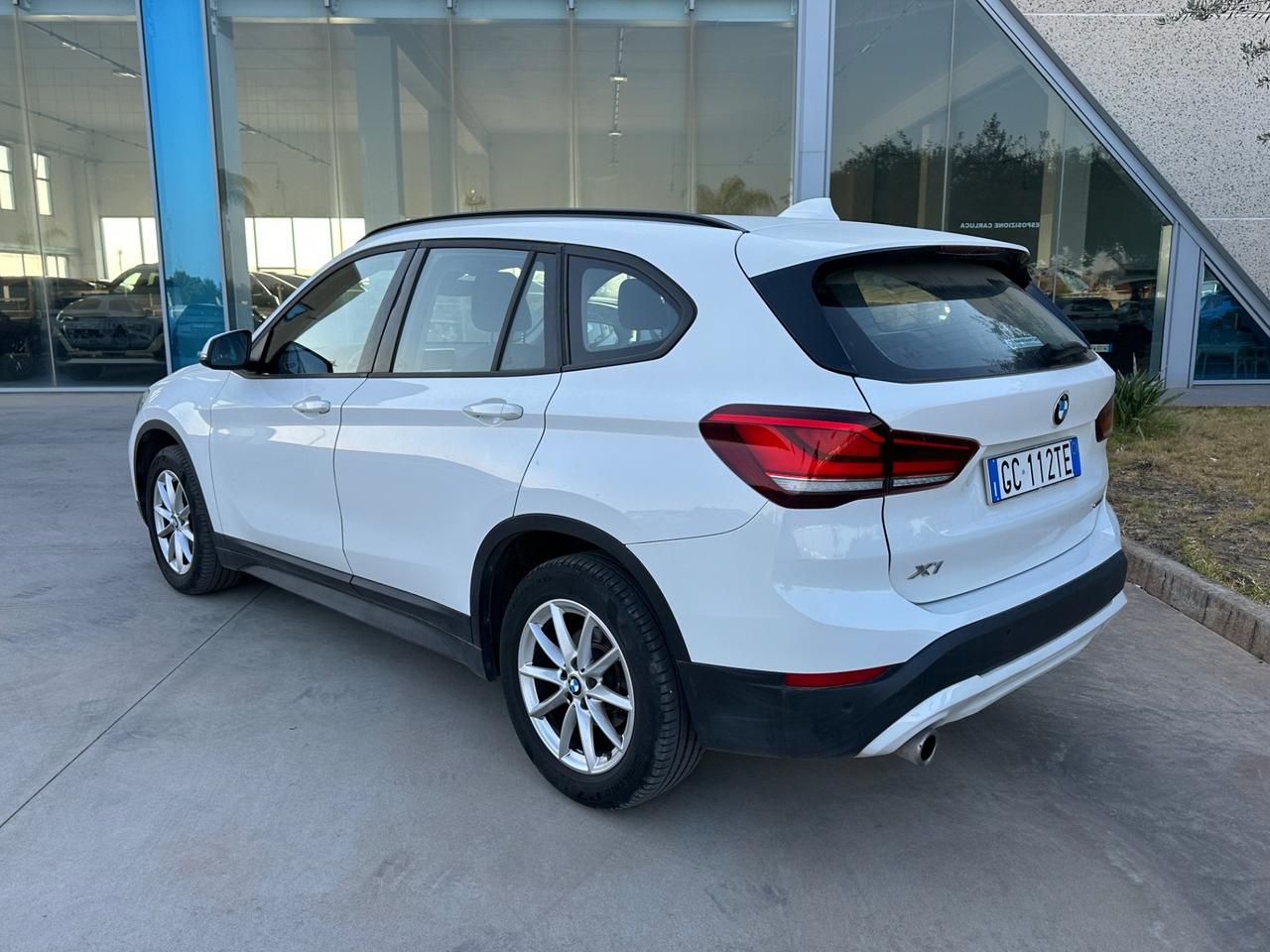 BMW X1 sdrive18i Advantage 136cv auto