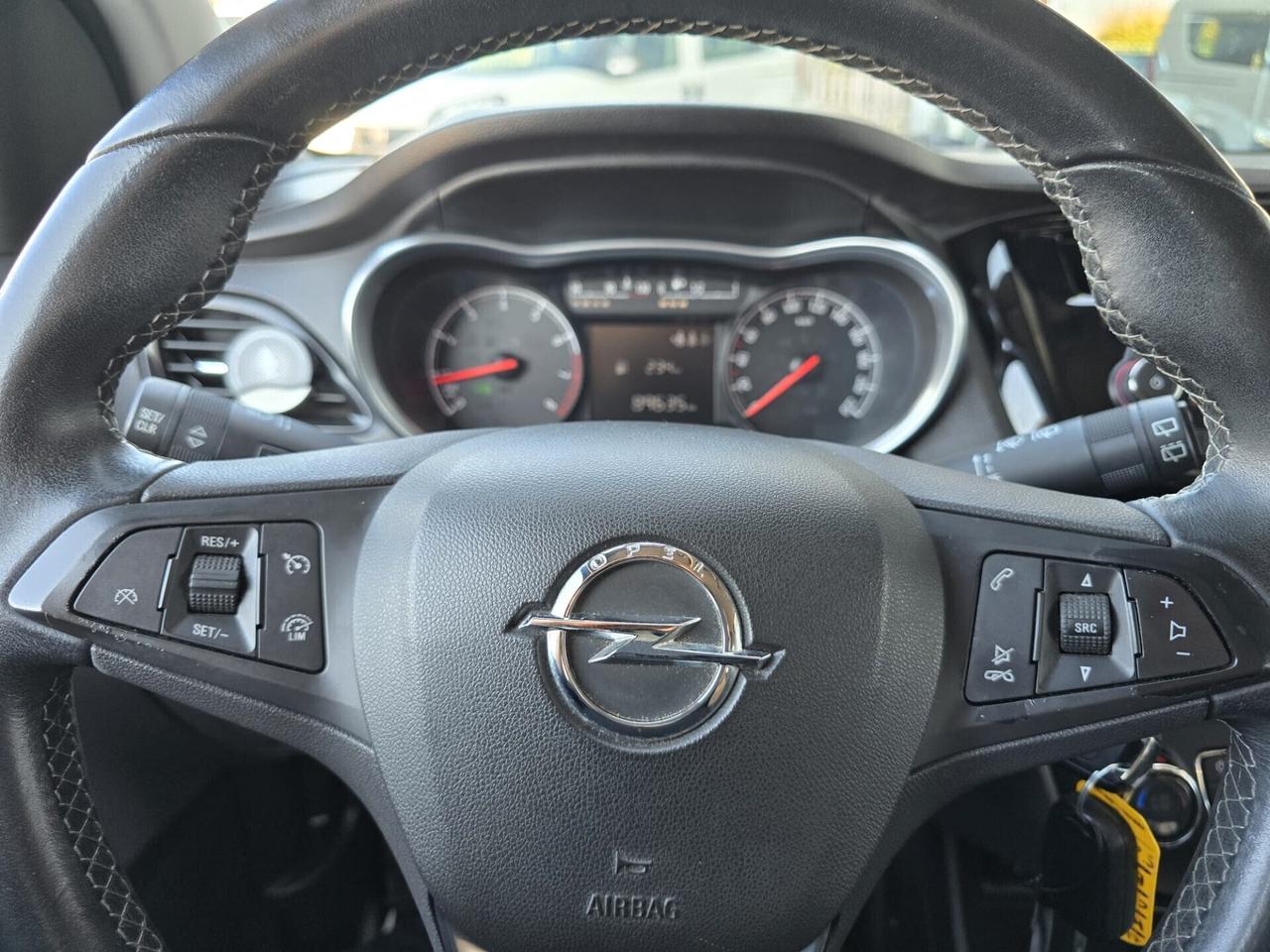 Opel Karl 1.0 75 CV 5 Porte Cosmo 2015 OK NEOPATENTATI