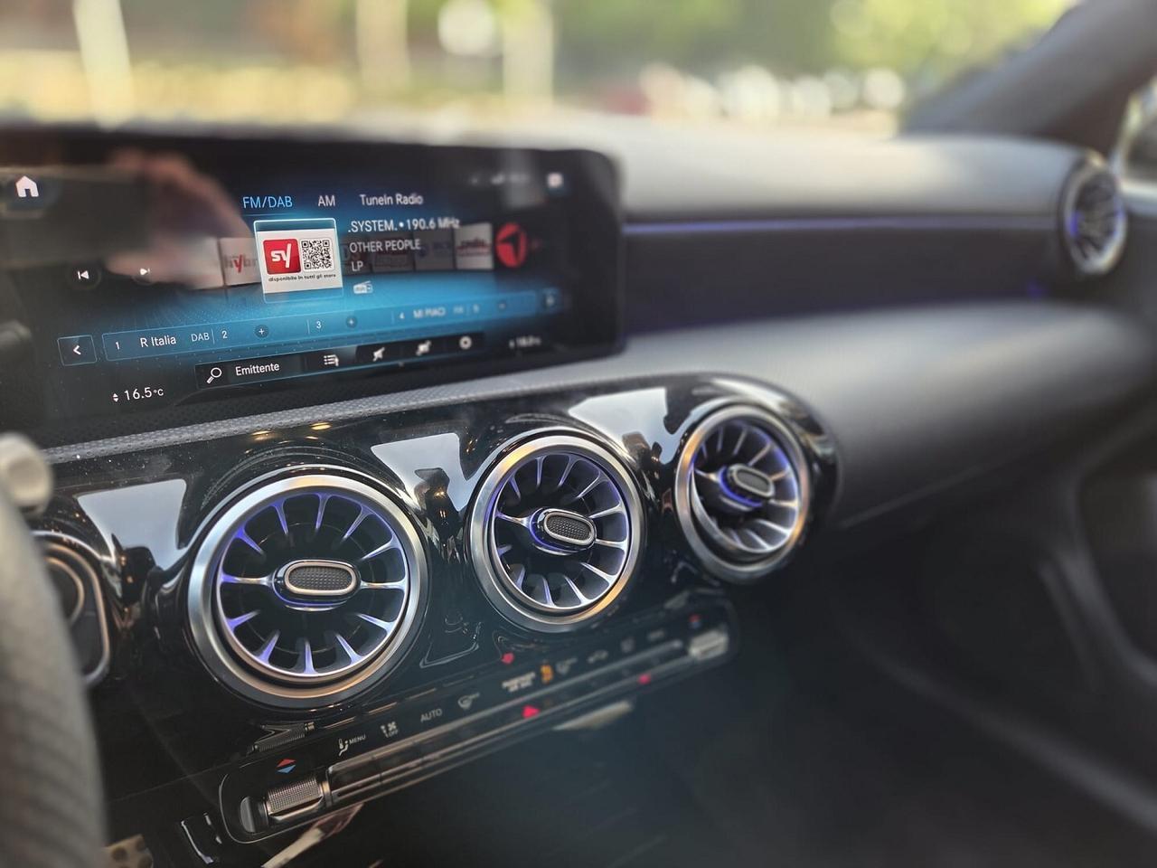 CLASSE A 180 d PREMIUM 2021 AMG solo 60.000Km