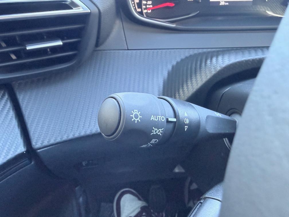 Peugeot 2008 1.2 puretech Style s&s 100cv