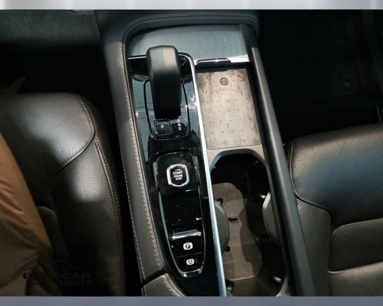 VOLVO XC90 II 2015 - XC90 2.0 b5 Core awd 7p.ti auto