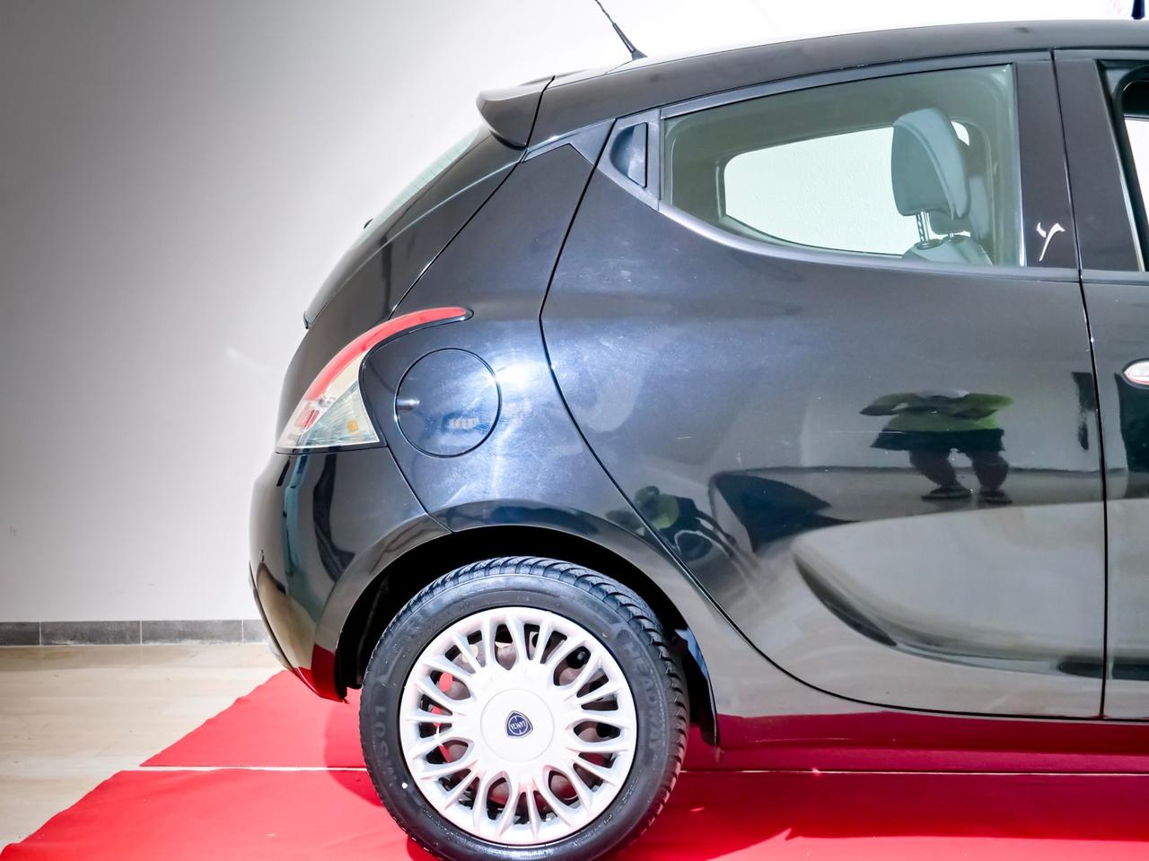 Lancia Ypsilon 1.2 69 CV 5 porte GPL Ecochic Gold