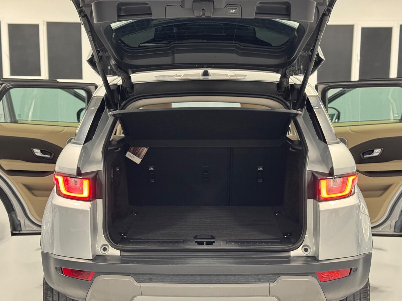 Land Rover Range Evoque 2.0 TD4 Pelle Navi !