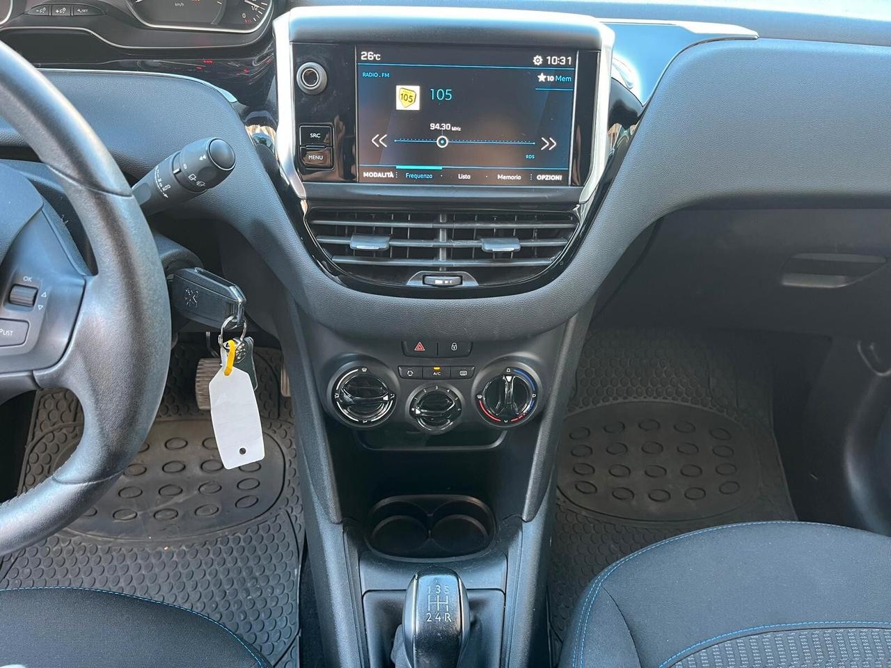 Peugeot 208 PureTech 83 S&S 5 porte Signature
