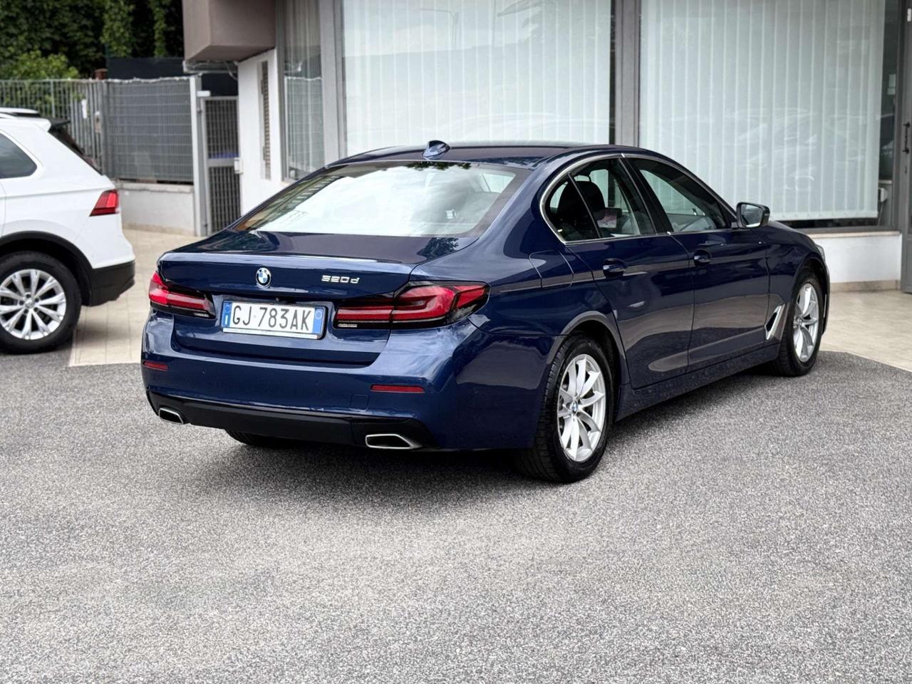 BMW 520 Diesel 48V 190CV E6 - 2022