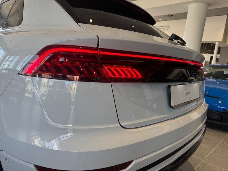 Audi Q8 50 TDI MHEV quattro S Line Plus - IVA Esposta