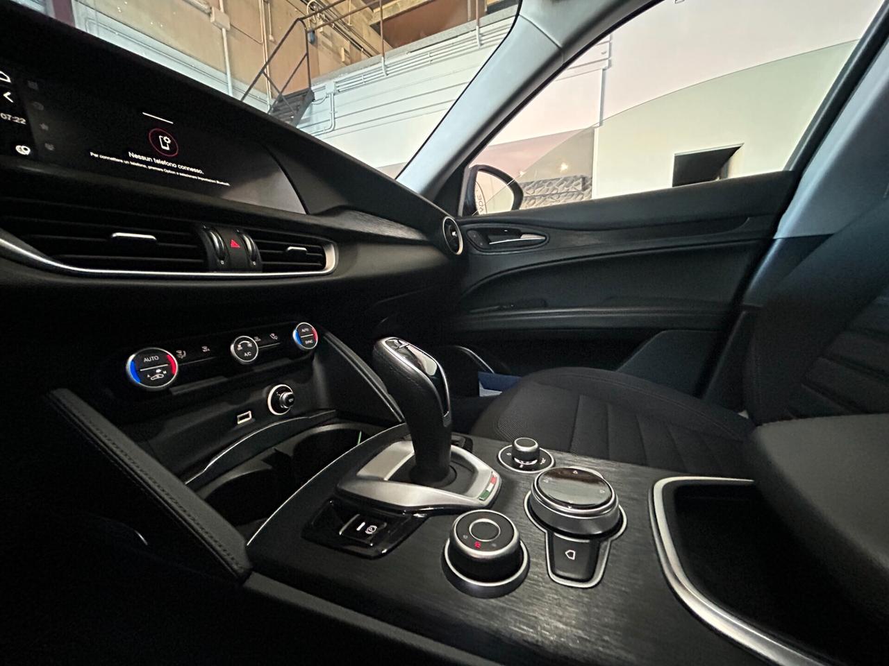 Alfa Romeo Stelvio 2.2 Turbodiesel 160 CV AT8 RWD Business