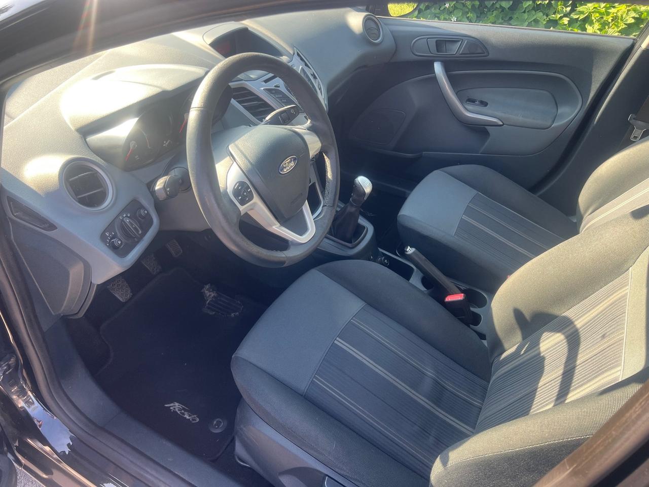 Ford Fiesta 1.4 5 porte Bz.- GPL Titanium