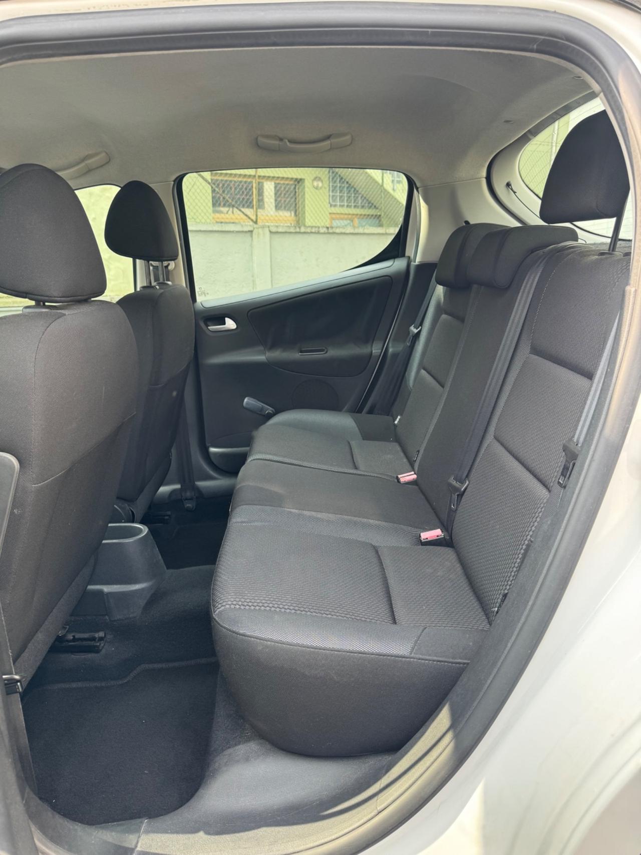 Peugeot 208 1.4 HDi 68 CV 5 porte Active