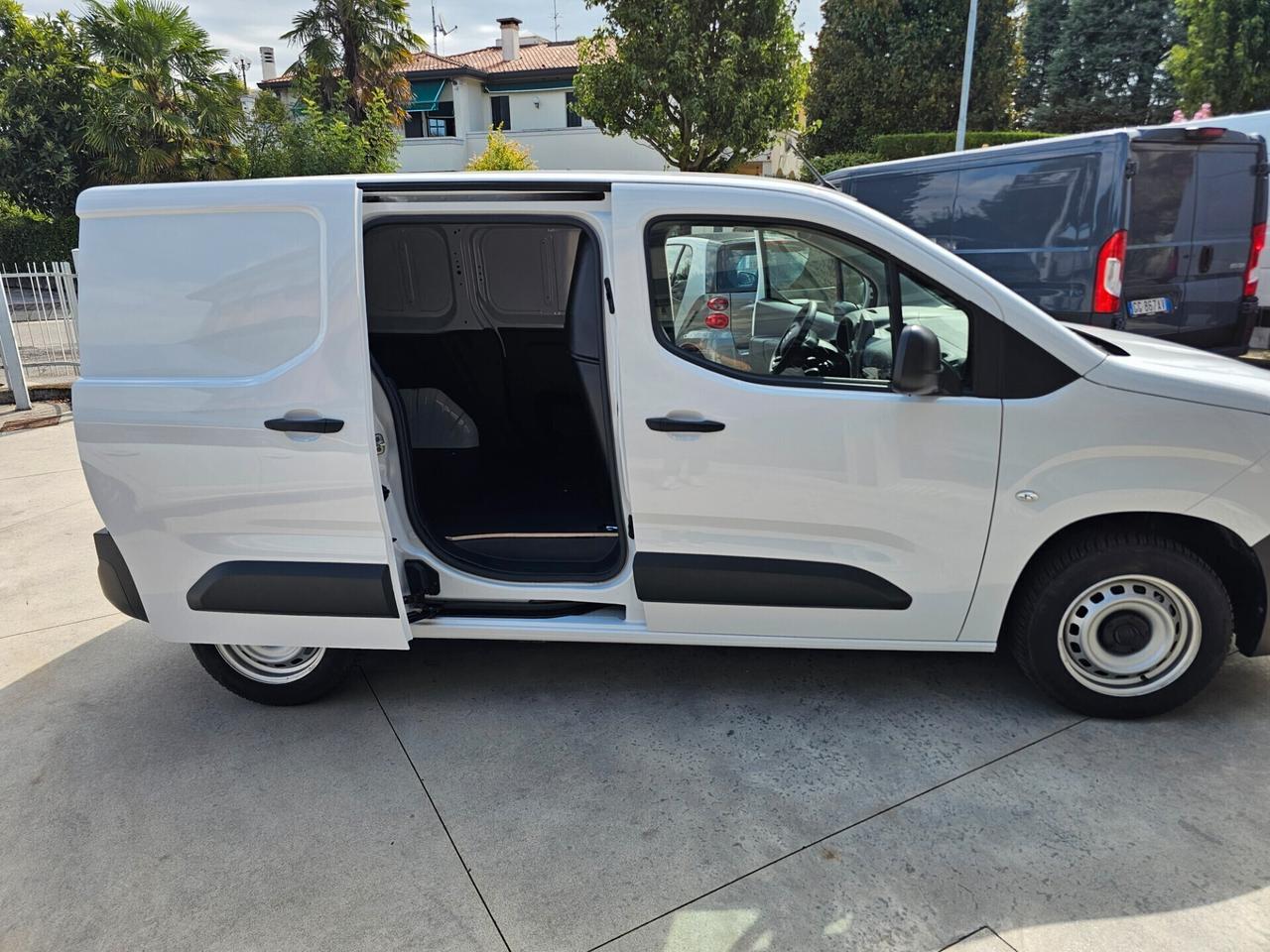 FIAT DOBLÒ / 2022 / 4P / VETT. FURGONATA VAN CH1 1.2 BENZINA 110CV MT6