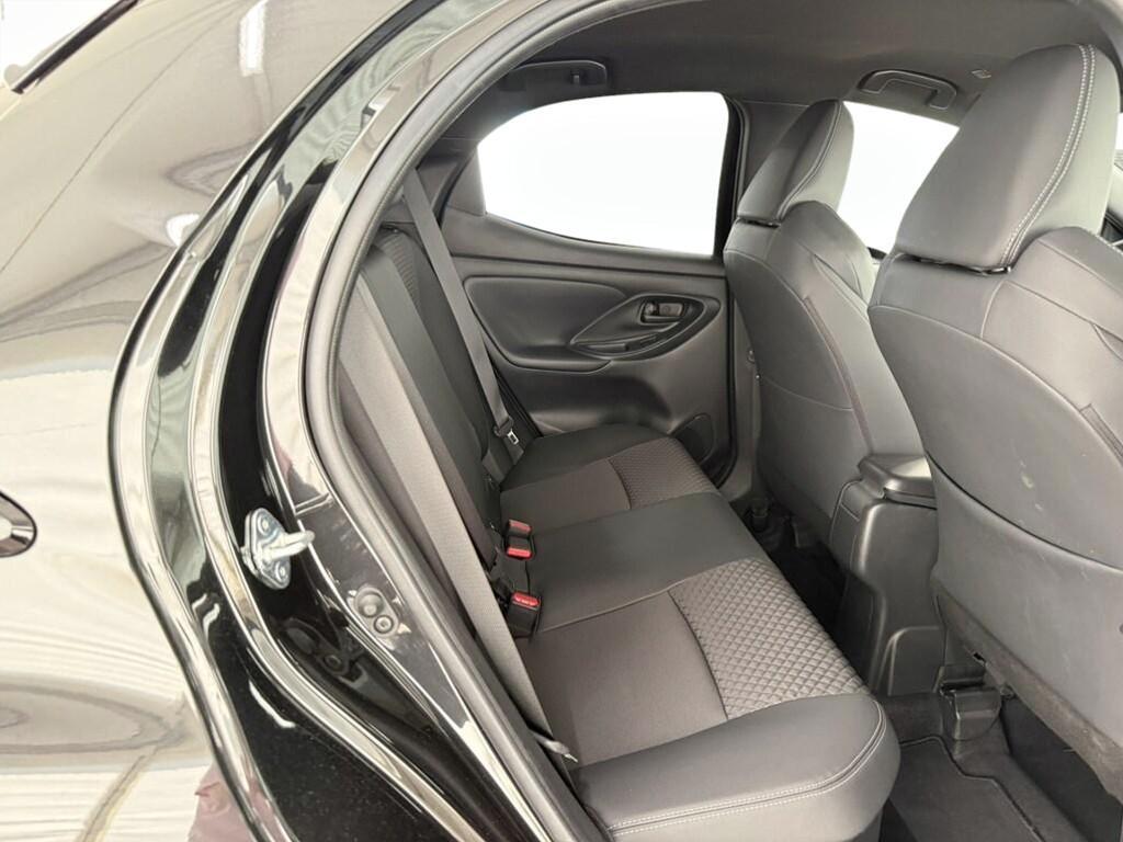 Toyota Yaris 1.5 Hybrid 130 Lounge E-CVT