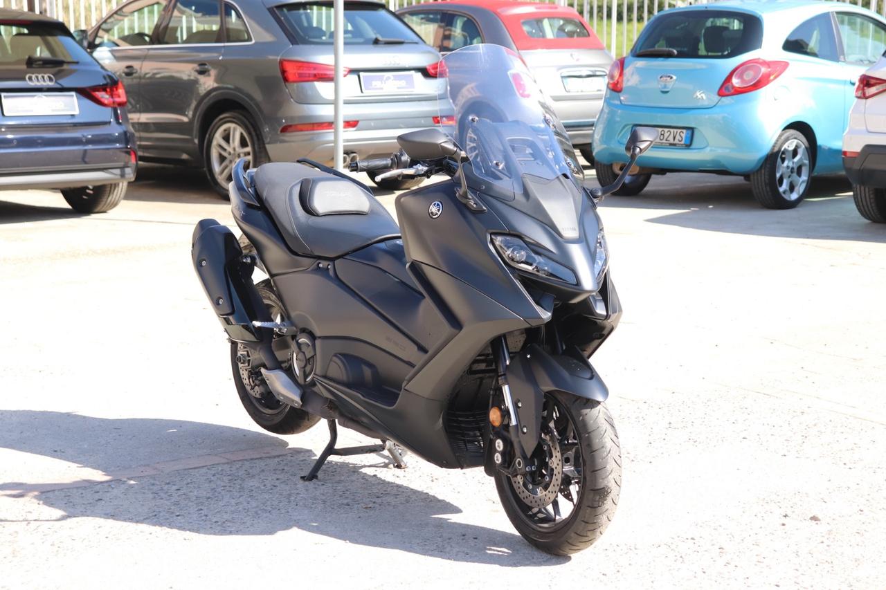 Yamaha TMAX 560