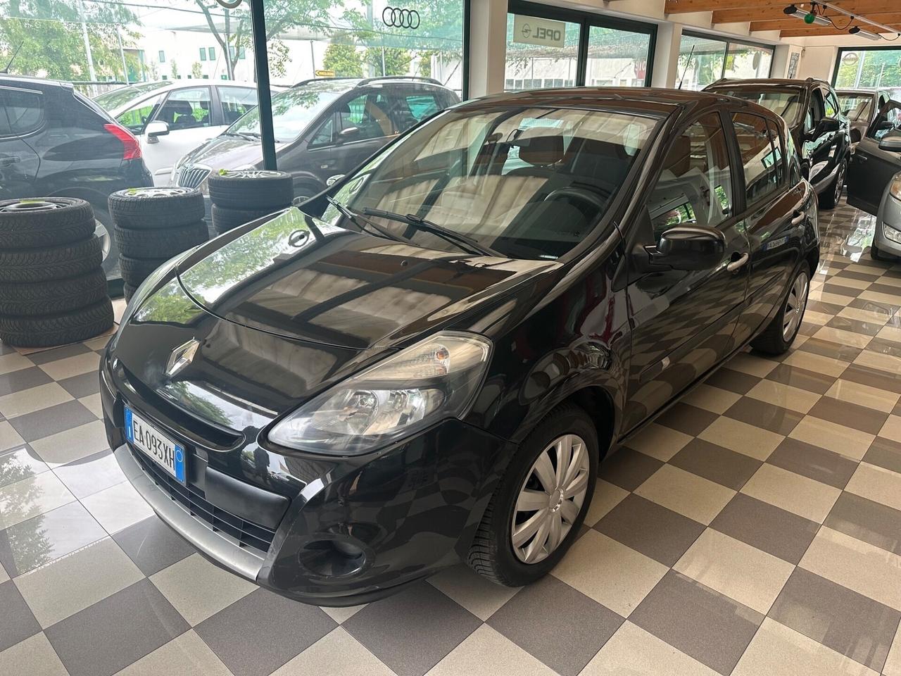 Renault Clio 1.2 16V 5 porte GPL Dynamique