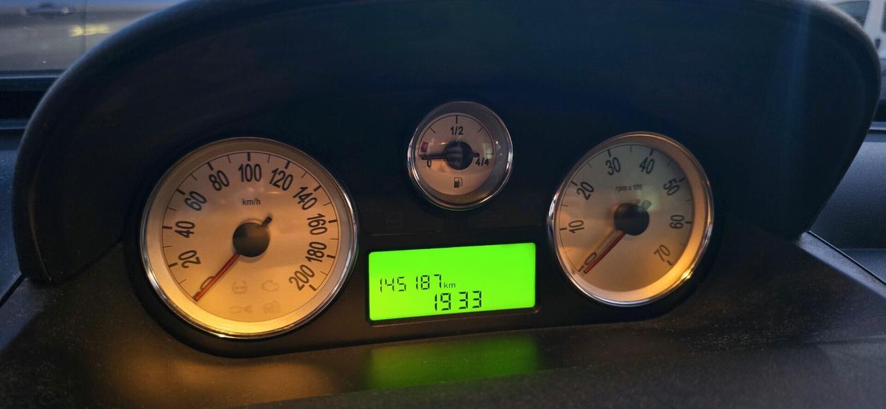 Lancia Ypsilon 1.2 - PERFETTA