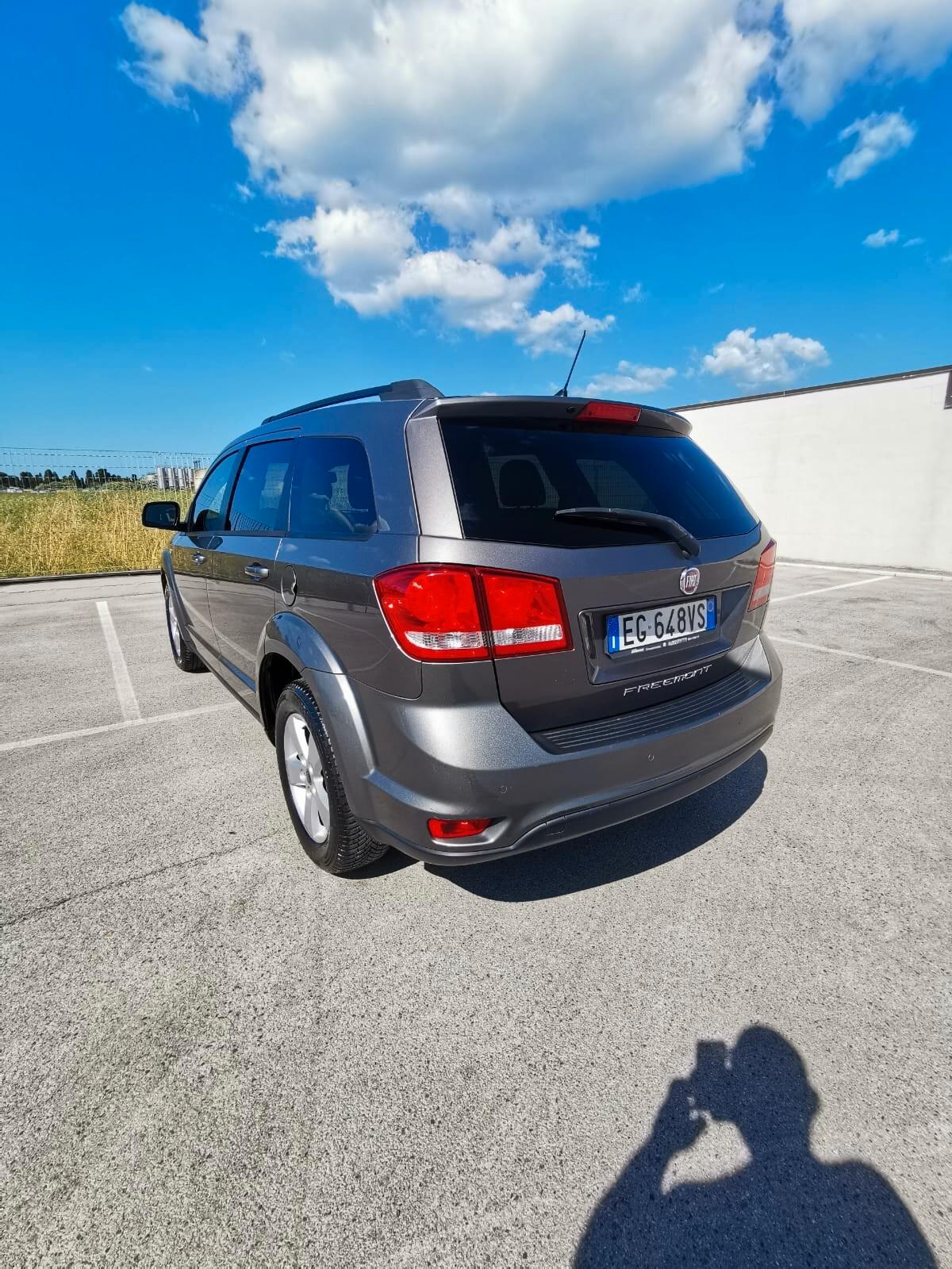 Fiat Freemont 2.0 MJ 140 CV Urban 7 POSTI