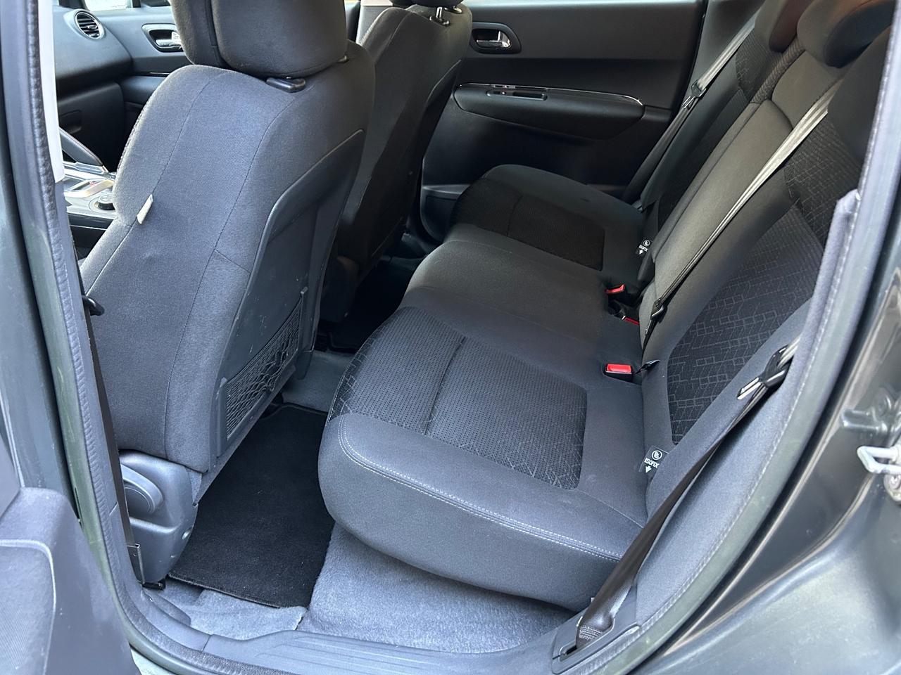 Peugeot 3008 1.6 e-HDi 115CV ETG6 Stop&Start Business