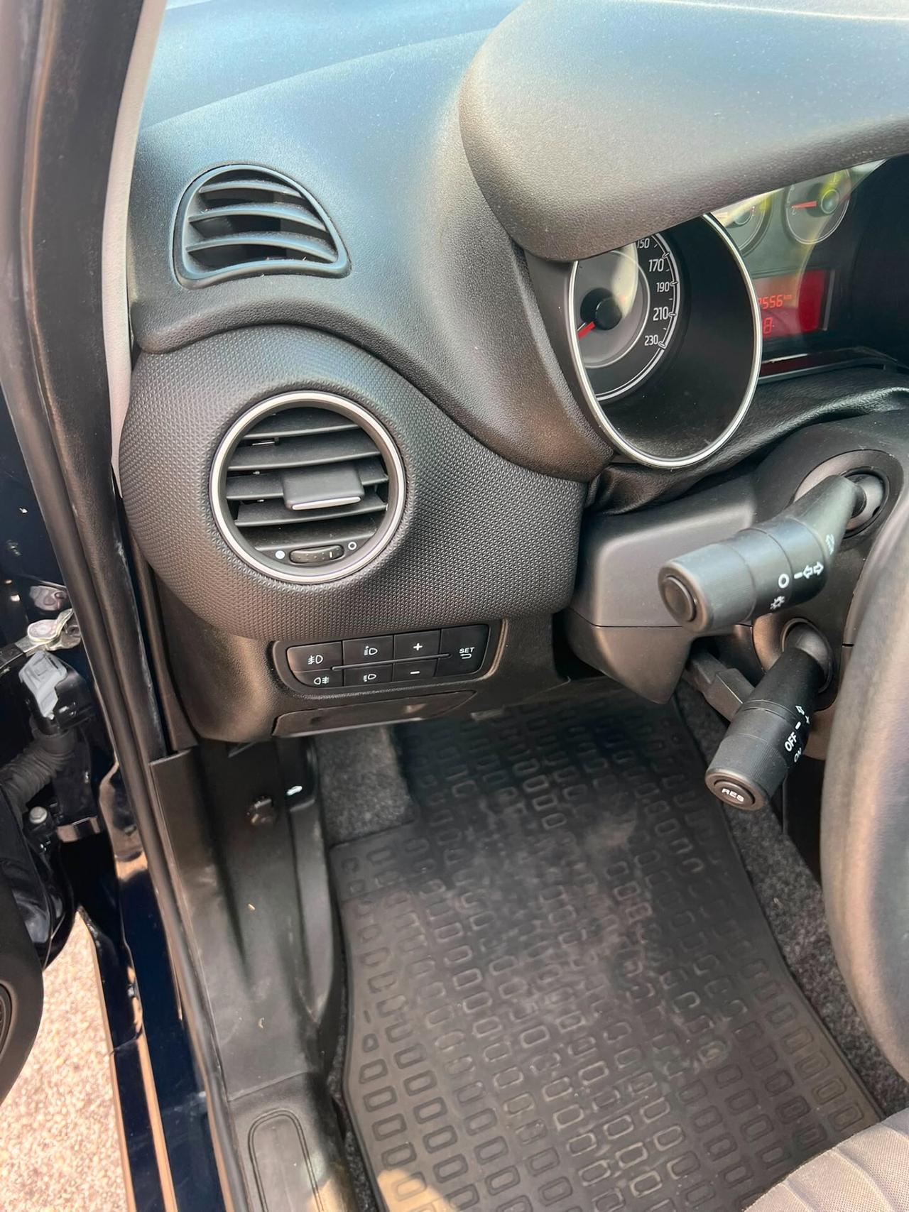 Fiat Punto 1.3 MJT II S&S 95 CV 5 porte Street