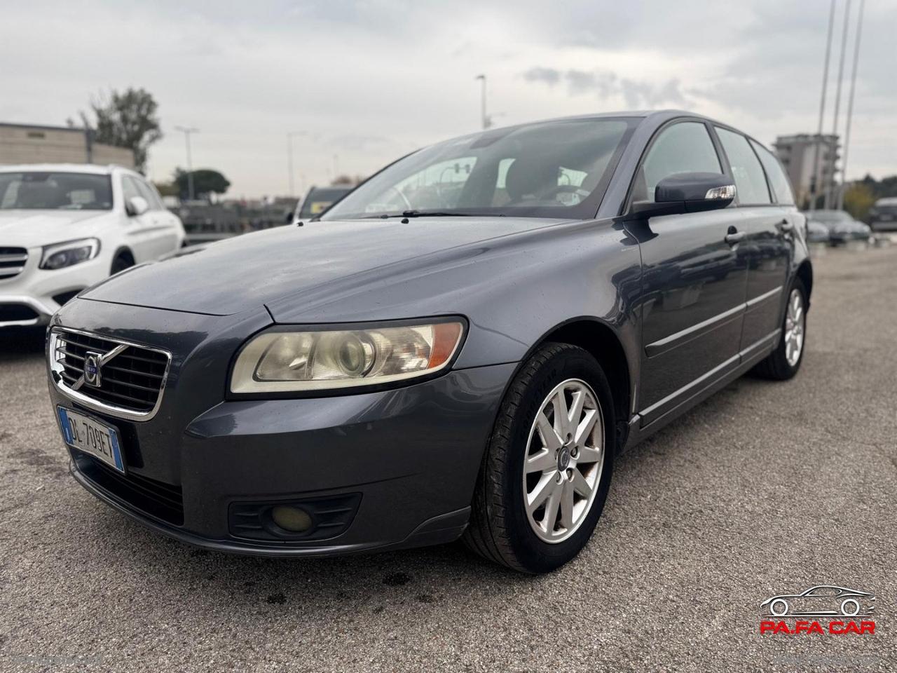 VOLVO V50 2.0 D Summum