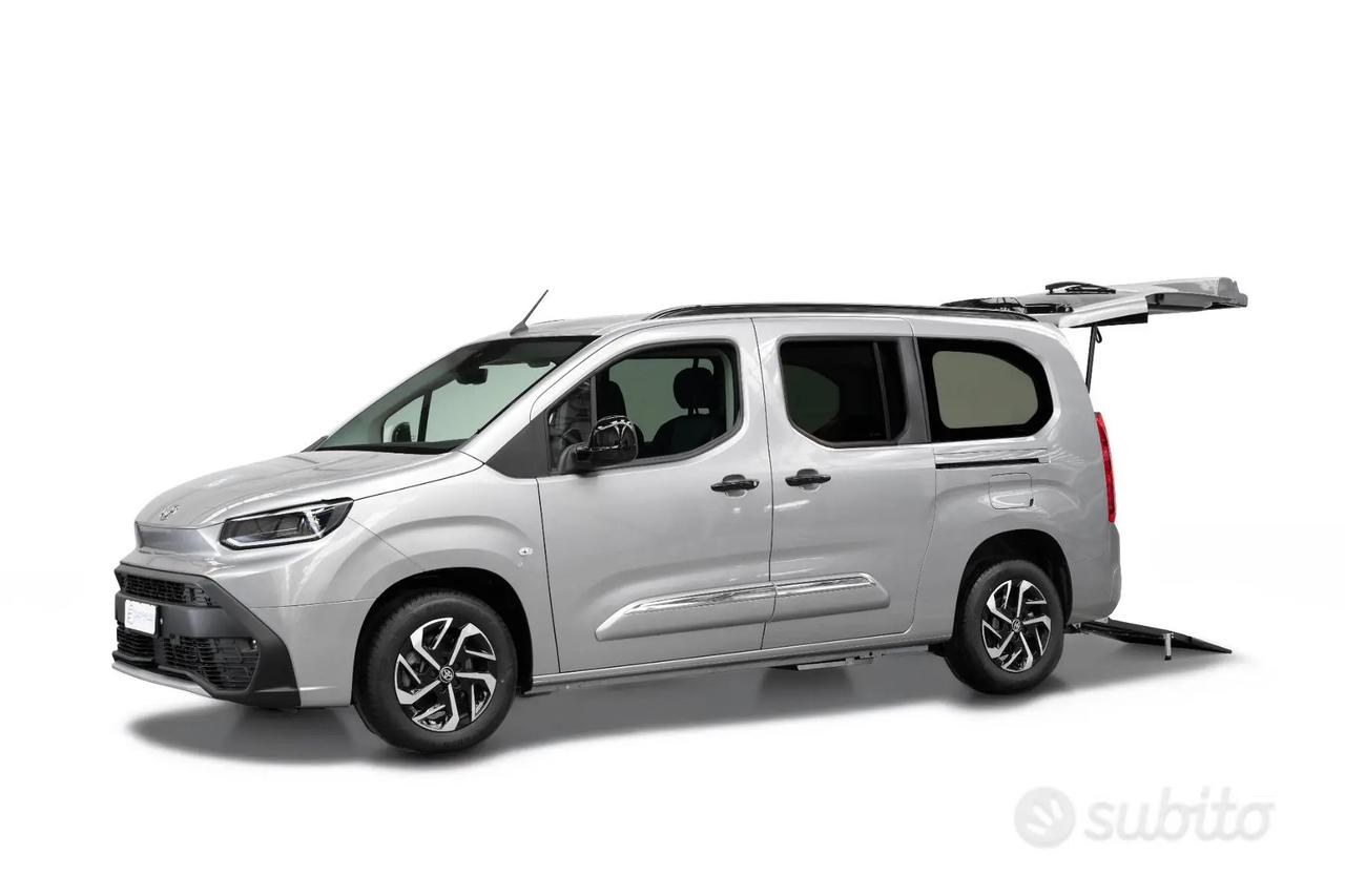 Toyota Proace City 130CV - Pianale ribassato Nuovo