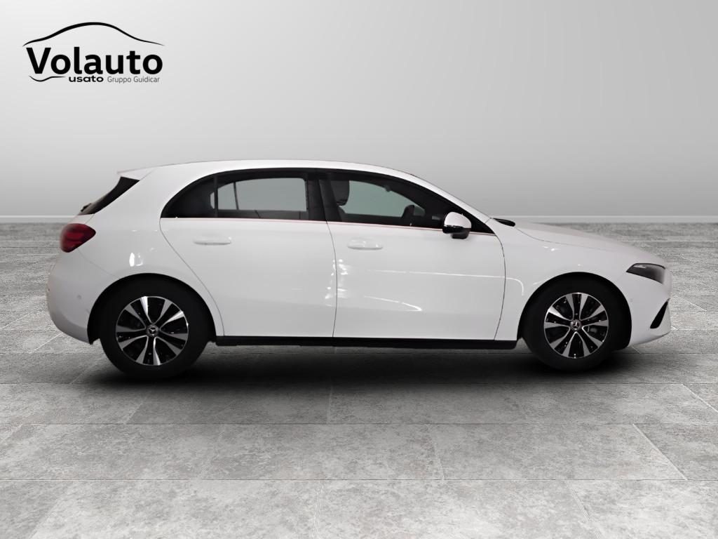 Mercedes-Benz Classe A - W177 2023 - A 180 d Advanced auto