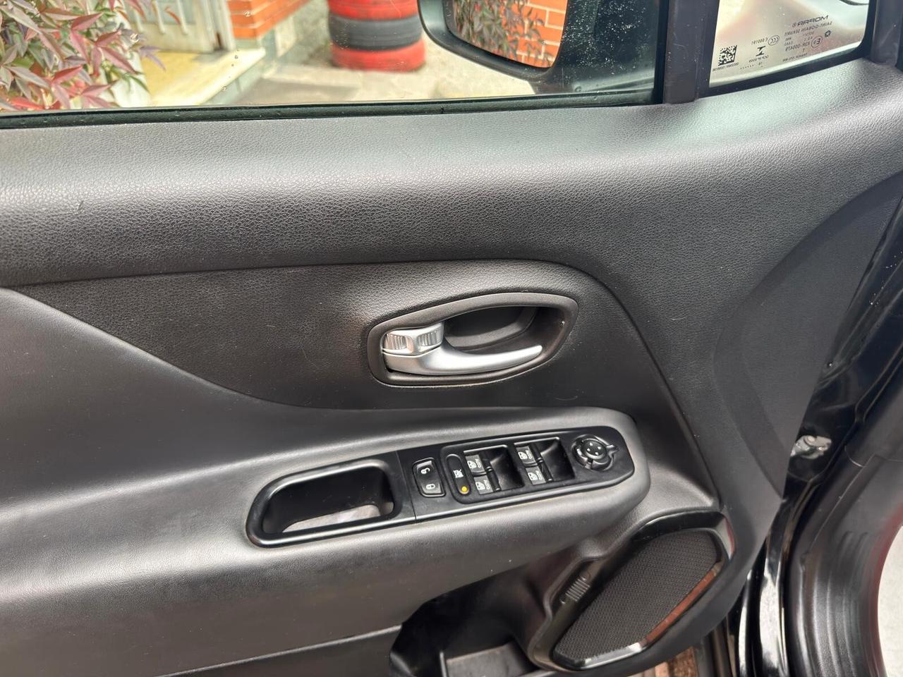 Jeep Renegade 1.4 T-Jet 120 CV GPL Night Eagle