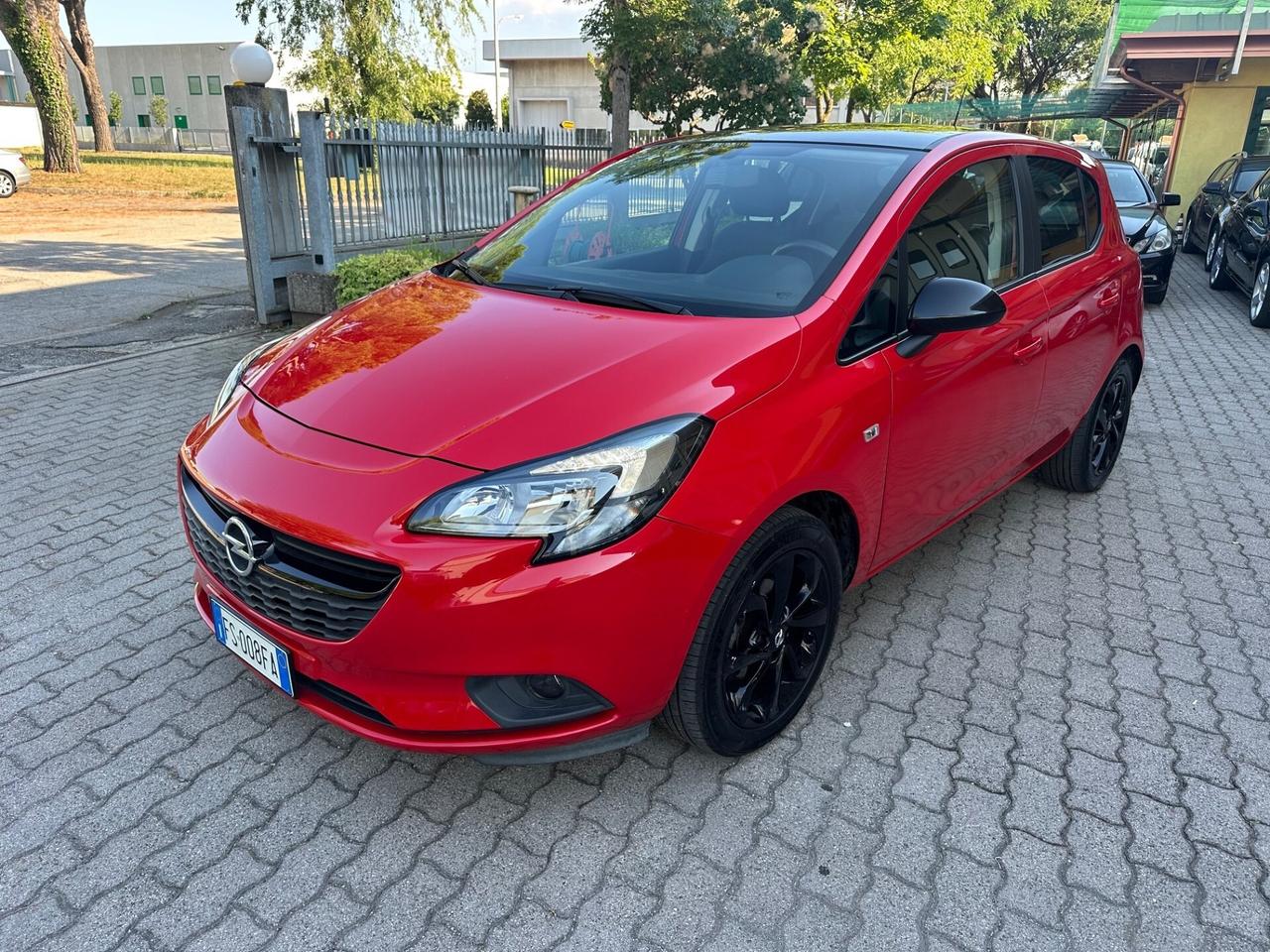 Opel Corsa 1.4 90CV GPL Tech 5 porte Black Edition