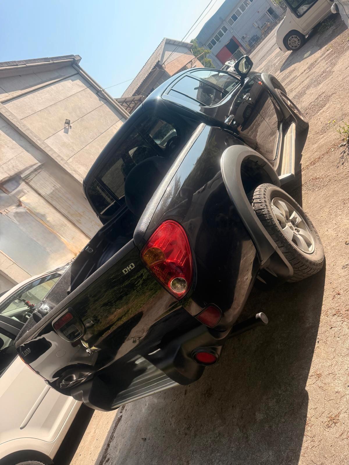 Mitsubishi L200 2.5 DI-D/136CV Double Cab