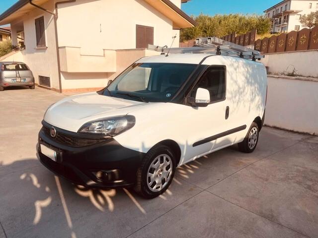 Fiat Doblo 1.4 TJET 120 CV PORTASCALA SCAFFALE PORTA LATERALE